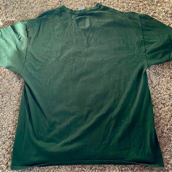 Teen Hearts men’s green shit happens but it’s okay size XL all cotton - Picture 2 of 3